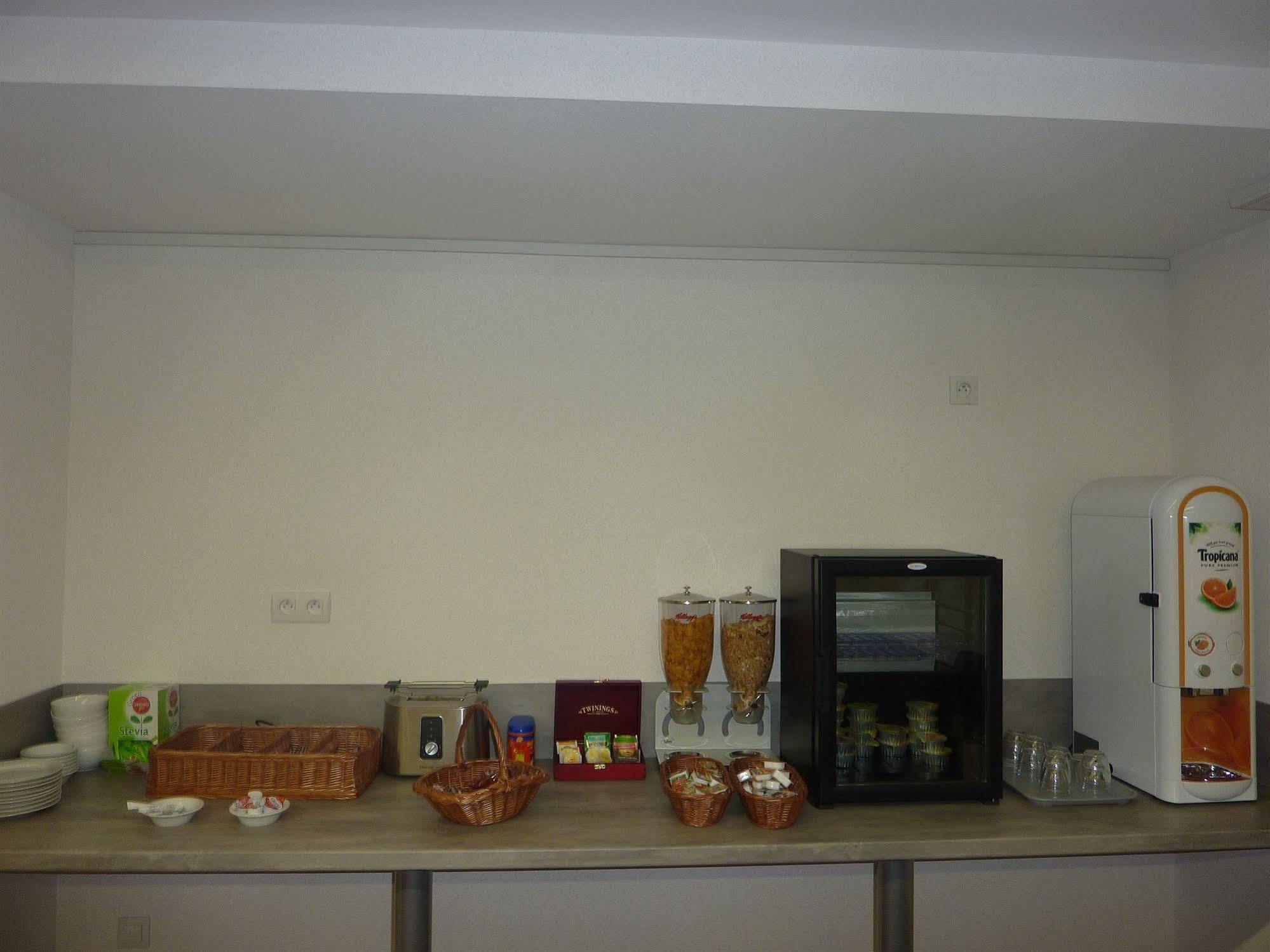 Residence Hoteliere Laudine Reims Ngoại thất bức ảnh